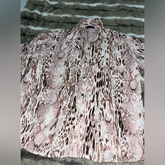 multi colored sheer blouse - Picture 2 of 4